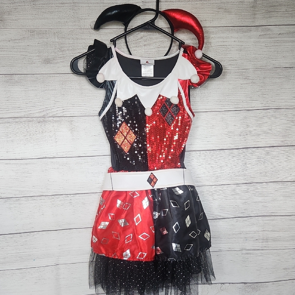 DC Red and Black Harley Quinn Halloween Costume